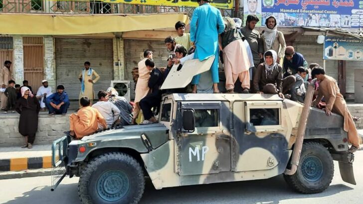 Crisis en Afganistán: tres argentinos permanecen en Kabul