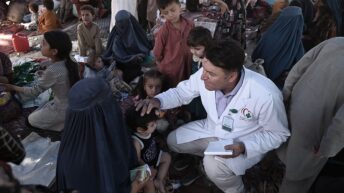 Crisis en Afganistán: Unicef advirtió que 10 millones de niños necesitarán ayuda humanitaria