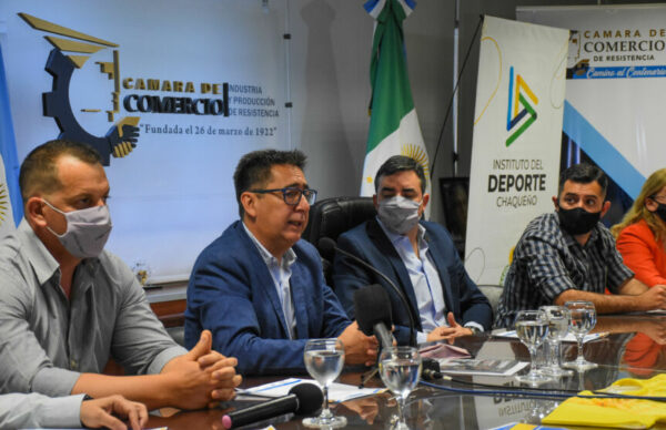 Gustavo Martínez acompañó a la Cámara de Comercio en el anuncio de la cuarta Maratón Solidaria 1