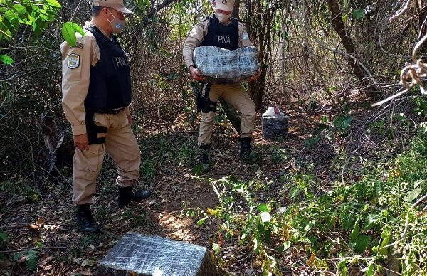 Itatí: Prefectura secuestró más de 80 kilos de marihuana 2