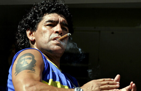 Muerte de Maradona: "La pierna derecha de Maradona explotaba de líquido" 2