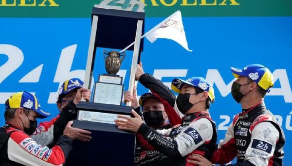 "Pechito" López ganó las 24 Horas de Le Mans 5