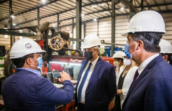 Capitanich recibió al presidente Alberto Fernández en el Día de la Industria 2