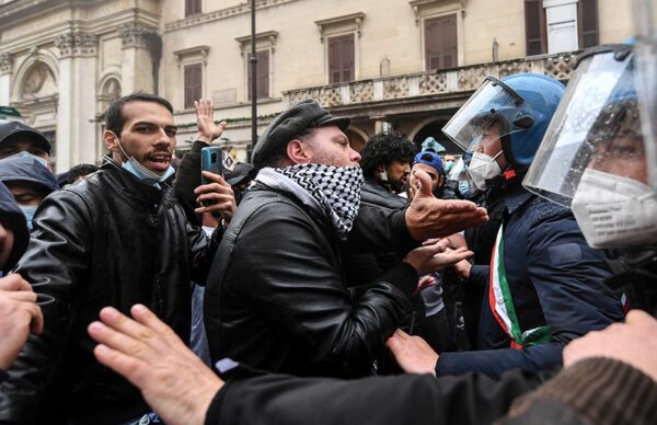 Italia: el Gobierno se muestra preocupado por la posible presencia de "extremistas"