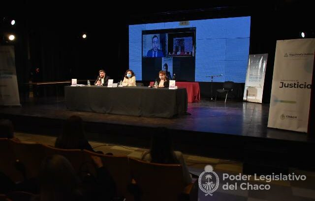 Juicio civil y comercial por jurados: Obeid participó del primer simulacro en la provincia