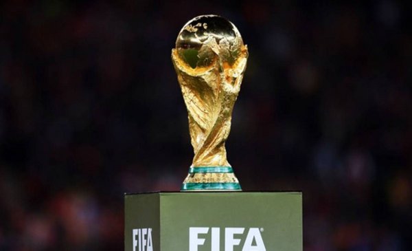 La FIFA quiere mundiales cada dos años