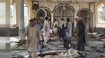 El Estado Islámico se adjudicó el ataque explosivo en una mezquita de Afganistán