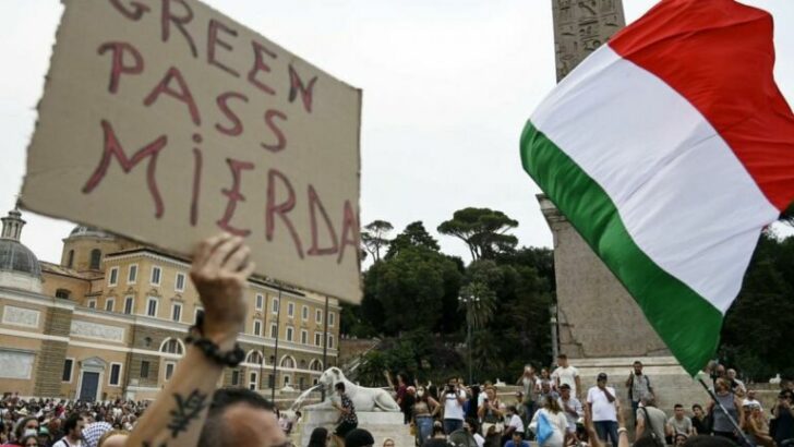 Italia: antivacunas portuarios bloquearán el puerto de Trieste desde este viernes