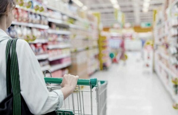Roberto Feletti anunció que 1.247 productos de consumo masivo deberán retroaer sus precios al 1 de octubre 1