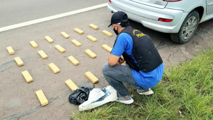 Makallé : la policía del Chaco interceptó un vehículo con 24 panes de marihuana