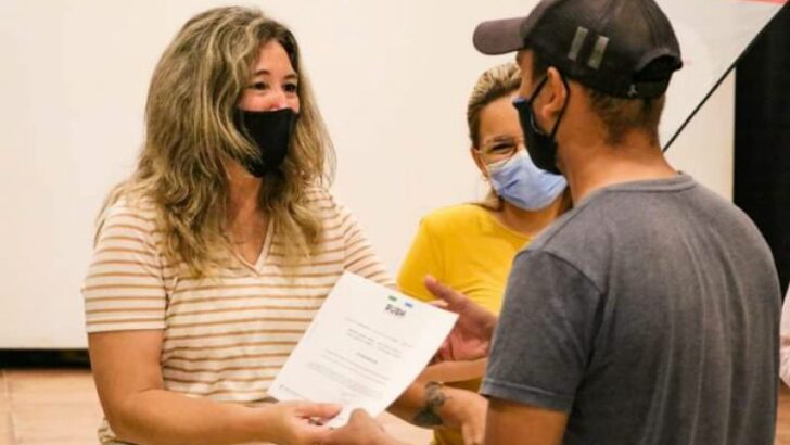 Barranqueras: entregaron certificados de hábitat en el barrio 22 de Mayo