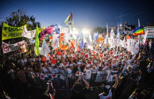 Más de 30.000 personas acompañaron en el cierre de campaña del Frente de Todos 6