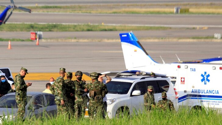 Colombia: dos explosiones y tres muertos en un “ataque terrorista” en un aeropuerto