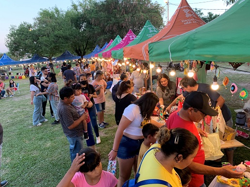 Resistencia: la Feria de Emprendedores pasó por la Laguna Argüello y la avenida Piacentini