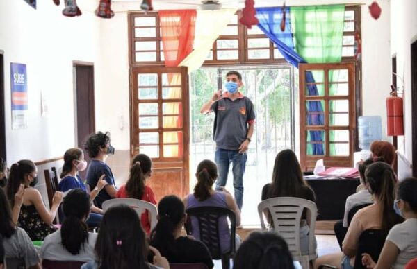 Barranqueras: gran éxito del curso de lengua de señas argentinas 2