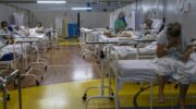 Brasil enfrenta un colapso sanitario en su capital, donde ya no hay camas para pacientes con Covid