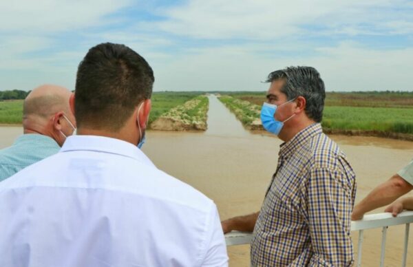 Capitanich supervisó las obras que se ejecutan en Puerto Lavalle para encauzar el río Bermejo 2