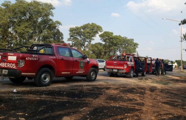 Incendios en Corrientes: Defensa Civil envió dotaciones de Bomberos Voluntarios 4
