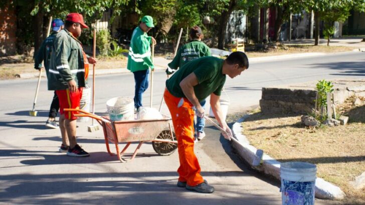 Resistencia realizó un nuevo operativo de limpieza integral en el sector del CCM del barrio Los Cisnes