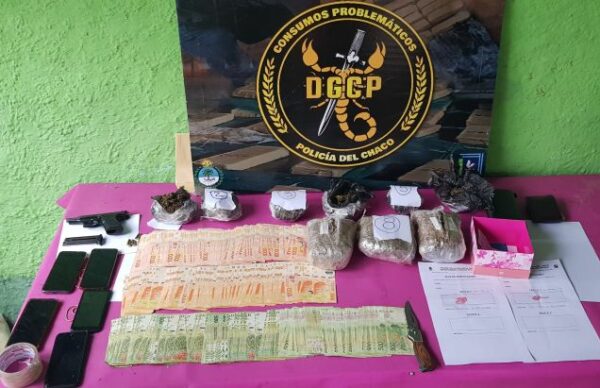 Barrio Atlántico Sur: la Policía del Chaco secuestró más de 2 kilos de marihuana, una pistola y dinero en efectivo 1