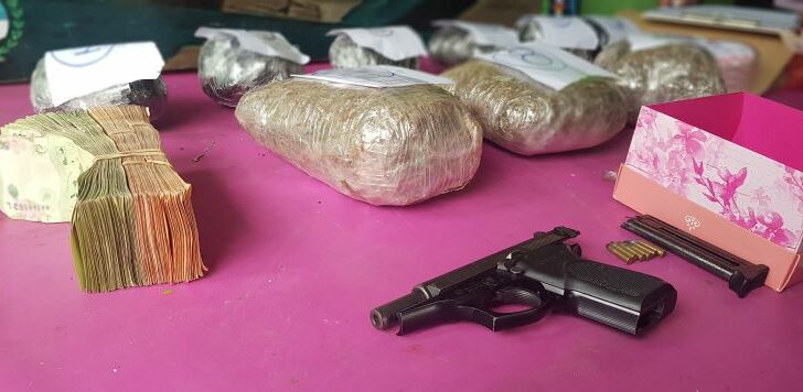 Barrio Atlántico Sur: la Policía del Chaco secuestró más de 2 kilos de marihuana, una pistola y dinero en efectivo