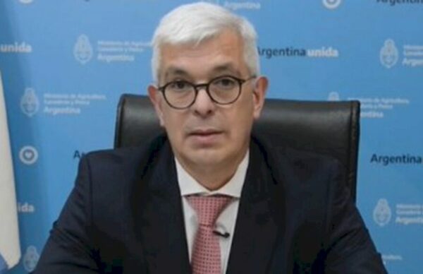 Julián Domínguez, explicó la iniciativas oficiales para estabilizar la suba de precios de los commodities 1