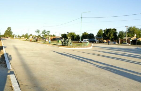 La Leonesa: más pavimento y nuevo centro de Desarrollo Infantil en la localidad 1