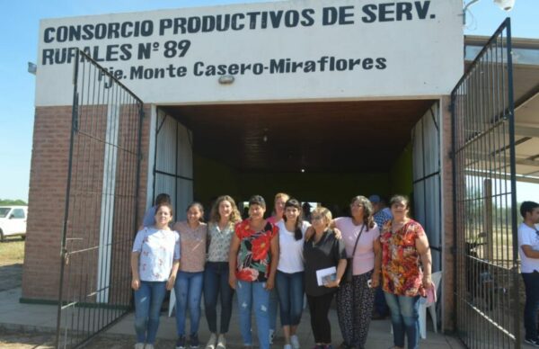 Miraflores: Rach Quiroga inauguró una red eléctrica que beneficia a 16 productores 1