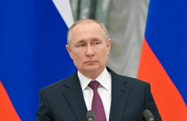Vladimir Putin, la operación avanza "según lo planeado" 4