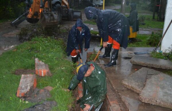 Lluvia en Resistencia: el Municipio registró el correcto funcionamiento de los desagües, realizó trabajos preventivos y dispuso cuadrillas para intervenir en casos puntuales 1