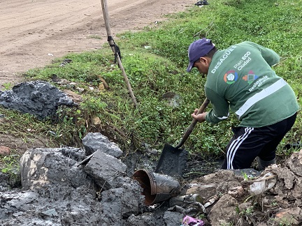 Resistencia trabajó en los desagües de Villa Facundo para garantizar el escurrimiento del agua