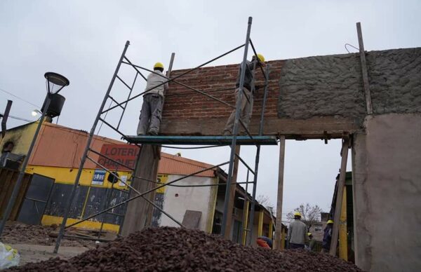 Barranqueras: se realizan obras de mantenimientos en el Centro Comercial de las 500 viviendas 2