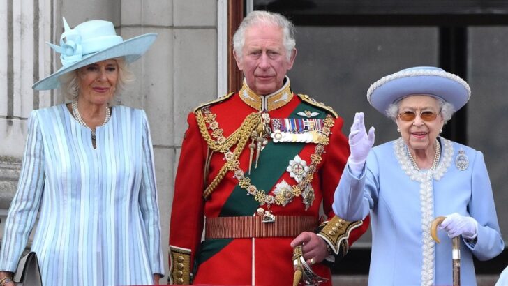 Gran Bretaña: la reina Isabel II y una multitud celebraron los 70 años de reinado