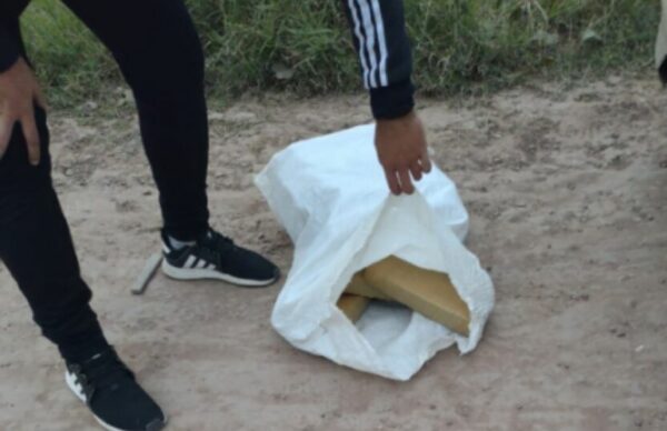 Sáenz Peña: la Policía del Chaco secuestró más de 17 kilos de marihuana, arma de fuego y $15.920 1