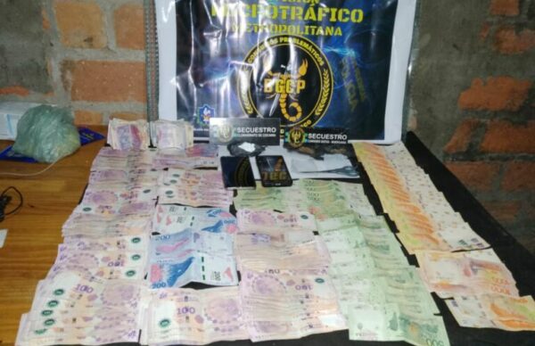 Villa Pegoraro: la Policía del Chaco secuestró marihuana, cocaína y $64.040