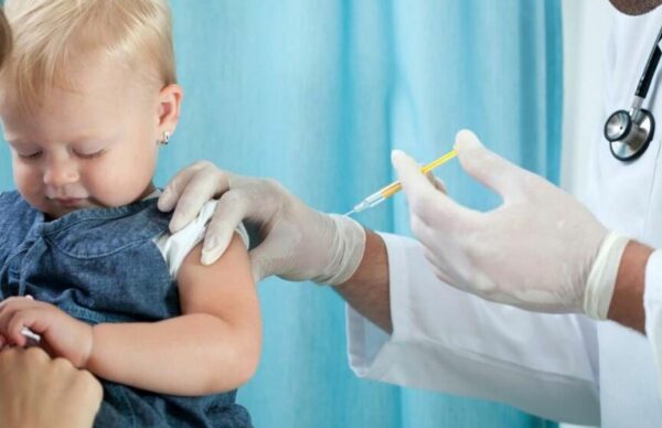 Comienza la campaña pediátrica de inmunización para niños de hasta tres años contra el Covid 19 3