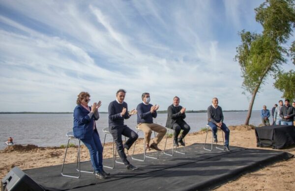 Capitanich y Katopodis presentaron el proyecto de obras del segundo puente Chaco-Corrientes 2