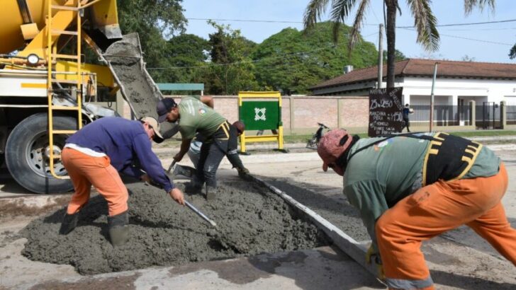El Municipio capitalino avanza en la reparación de baches sobre avenida 9 de Julio