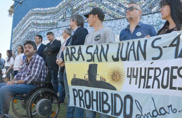 Espionaje ilegal a los familiares del Ara San Juan:  el fiscal general José Luis Agüero Iturbe pidió que se anule el fallo que sobreseyó a Macri 3