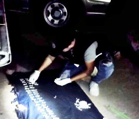 Río Muerto: llevaba 100 bochitas de cocaína para vender en el recital de Damas Gratis