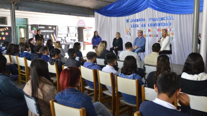 Aldo Lineras encabezó la Segunda Jornada Provincial “Leer en comunidad”