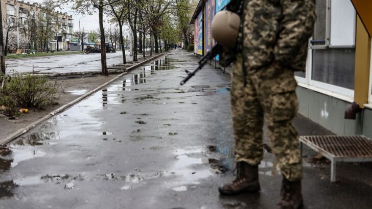 Rusia y Occidente suman tensión por la anexión de regiones de Ucrania
