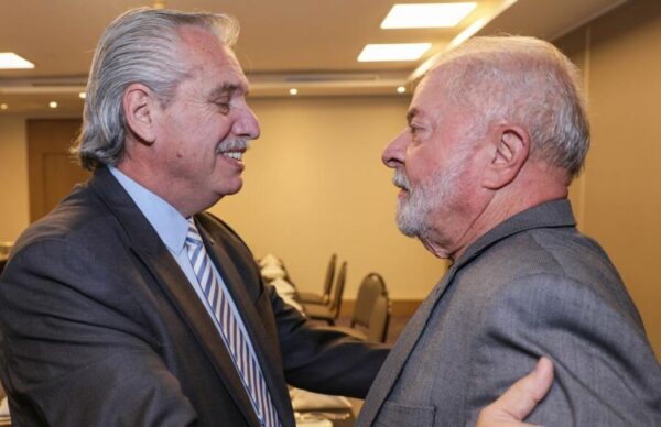 "Antes de asumir" como presidente de Brasil, Lula visitará Argentina 1