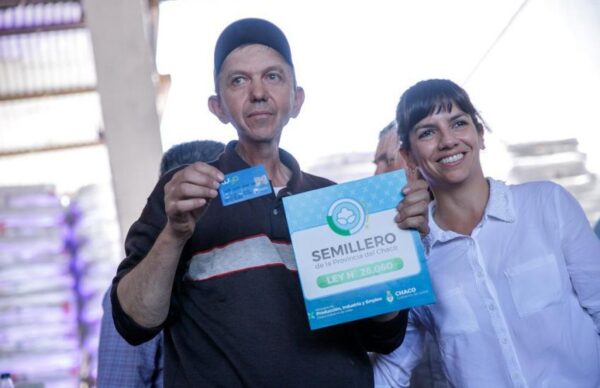 Villa Ángela: Capitanich lanzó la nueva campaña algodonera e inauguró 20 cuadras de pavimento 1