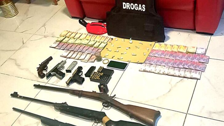 Villa Angela: Desbaratan búnkers de drogas y secuestran cocaína, marihuana, arsenal de armas y más de 280 mil pesos