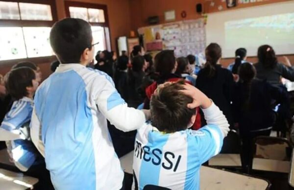 Jaime Perczyk: "estoy a favor de que los partidos de la selección argentina puedan ser vistos en las escuelas"
