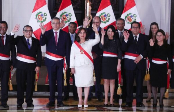 Perú: Dina Boluarte nombró a su gabinete 1