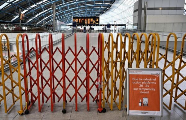 Reino Unido, ante una ola de huelgas: los ferroviarios anuncian paros para Navidad