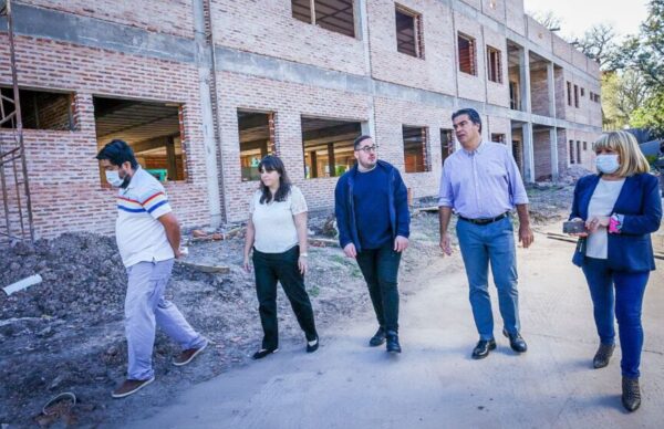 Santiago Pérez Pons: "Durante todo el año estuvimos recorriendo las localidades y ejecutando e inaugurando obras que le cambian la vida a las familias" 3