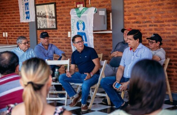 En Colonia Benítez, Gustavo Martínez continuó el diálogo con dirigentes de su espacio 1